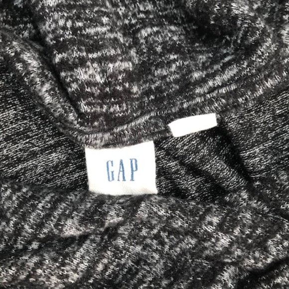GAP hooded sweatshirt, soft blend, medium - Picture 3 of 3